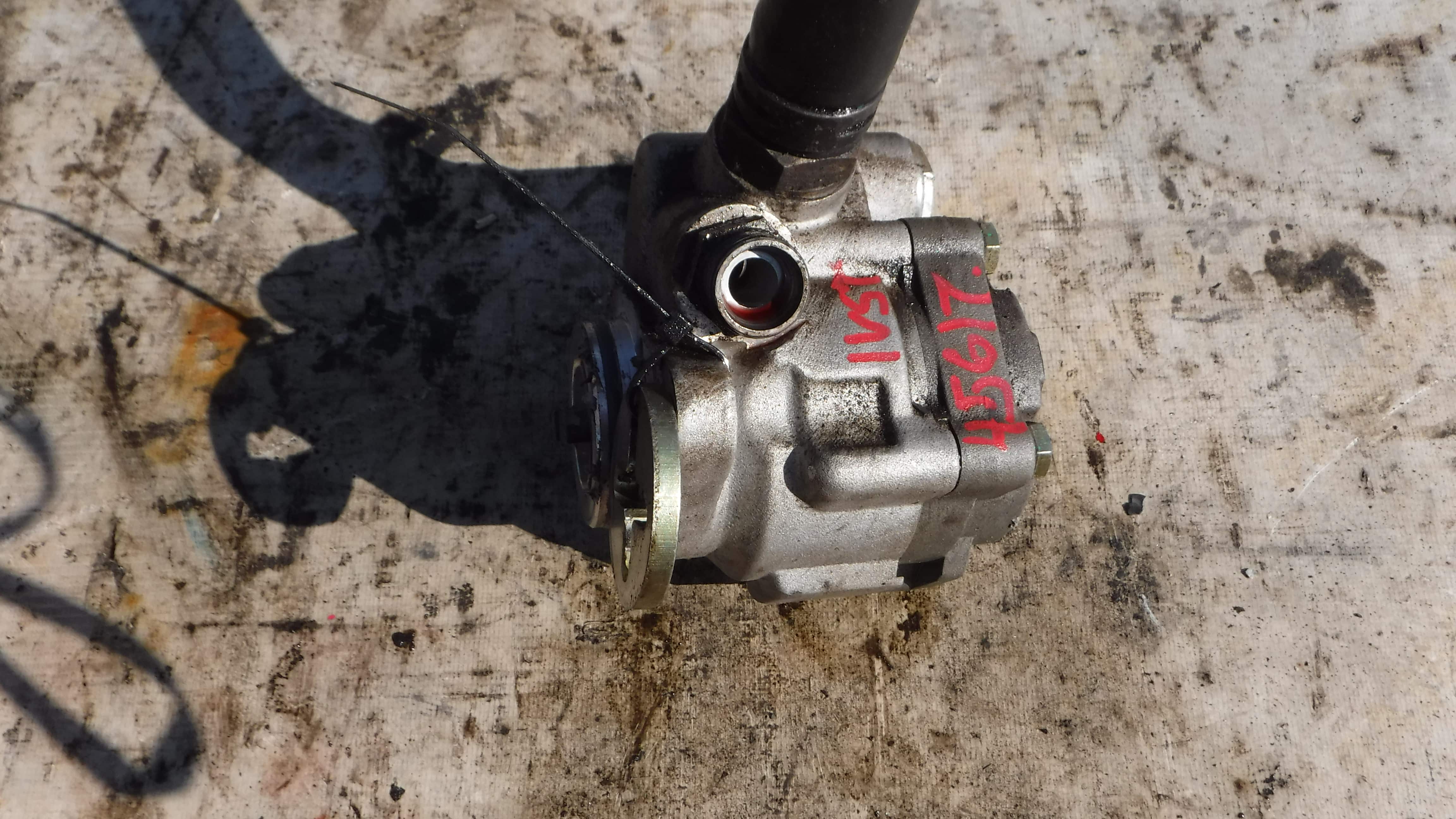 Насос ГУРа Ивеко стрейлс Iveco strails Cursor 10 2002 41211223